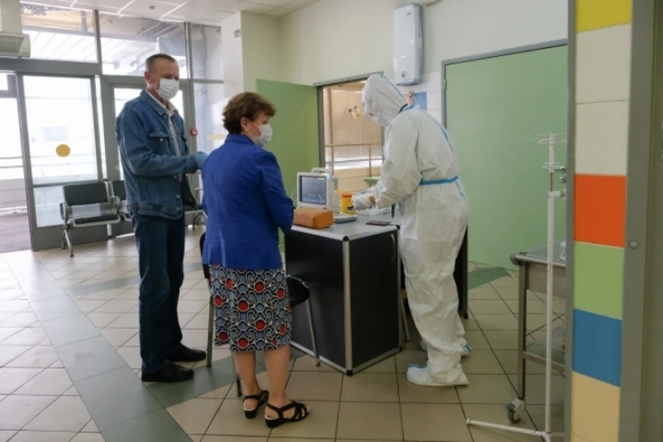 В Роспотребнадзоре рассказали, как ищут кузбассовцев с COVID-19