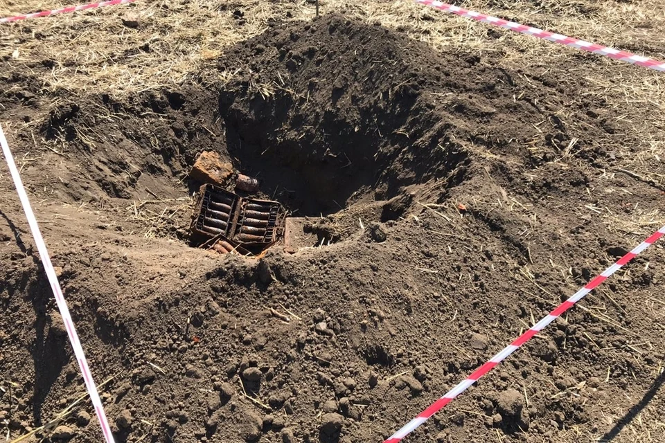 Эксперты предполагают, что минометные снаряды принадлежали немецкой армии. Фото: СУ СКР по Ростовской области.