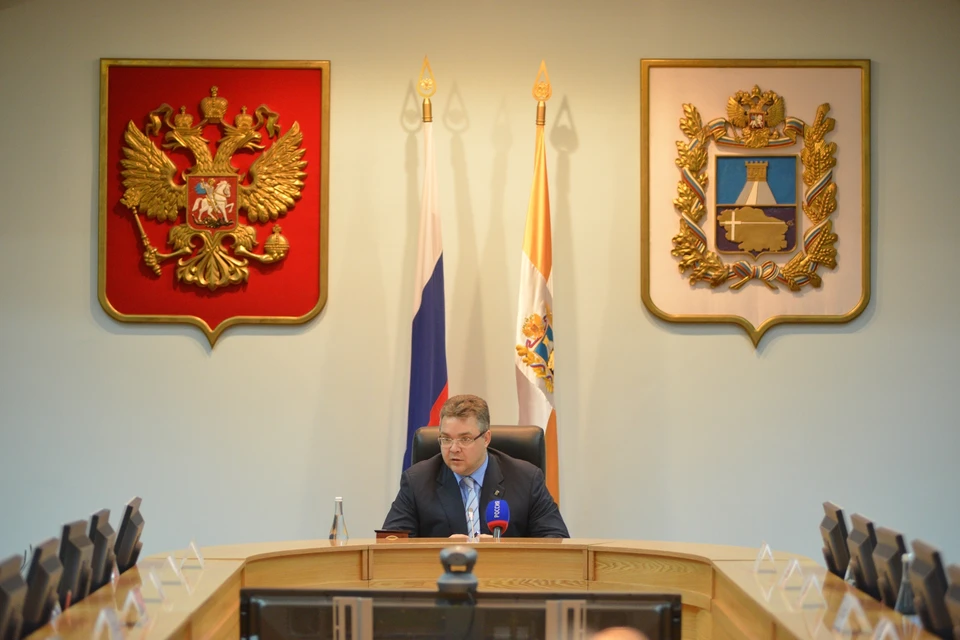 Владимир Владимиров призвал подчиненных не относиться к этим жалобам и обращениям формально