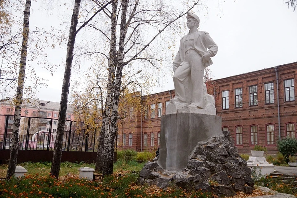 В Нижнем Тагила наградили почетных горожан