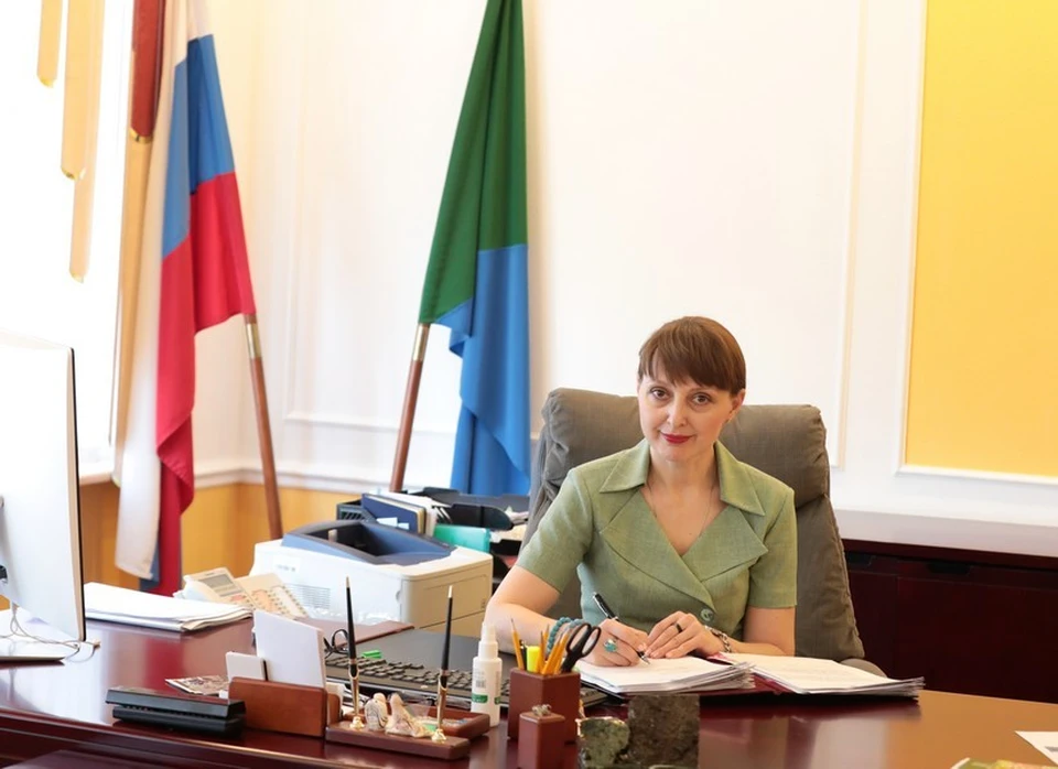С добрыми пожеланиями к нашим землякам, выбравшим эту нелегкую профессию, обратилась спикер регионального парламента Ирина Зикунова.