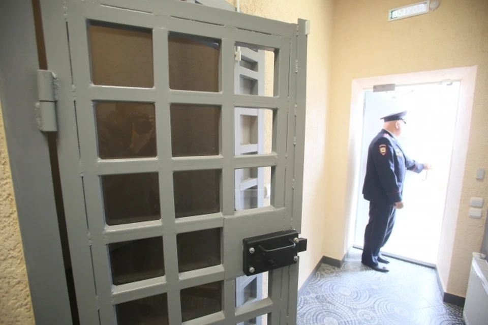 В Хабаровске из офиса вынесли ноутбук и технику на 80 тысяч рублей