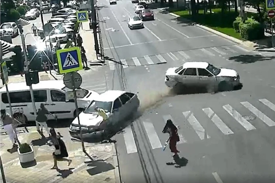 Авария на Красной 10 августа в Краснодаре
