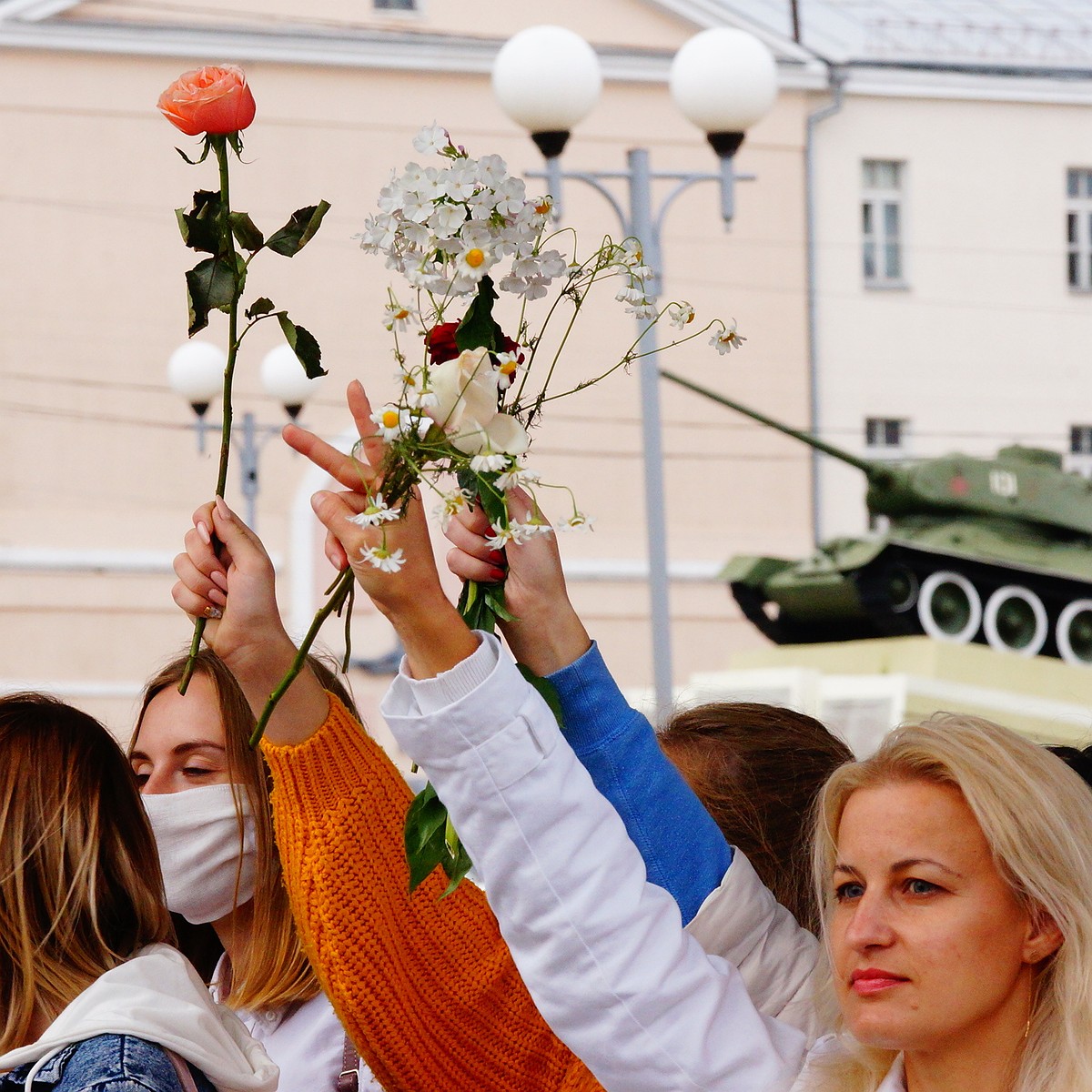 Пятый день мирных протестов в Гомеле: массово и впервые без прилюдных  задержаний - KP.RU