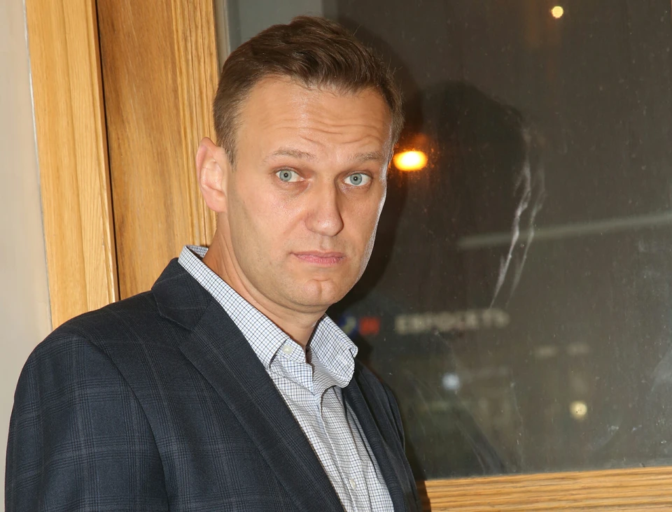 Алексей Навальный уже двое суток находится в реанимации омской БСМП-1.