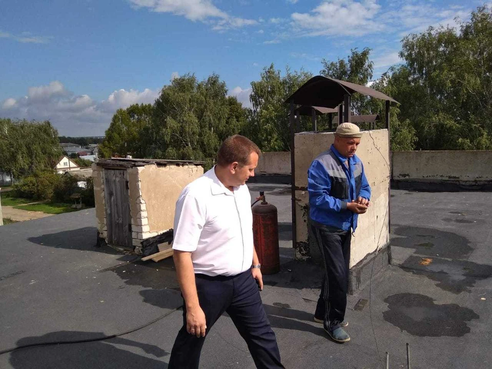 Ход ремонта кровли домов проверили в Бутурлинском районе Нижегородской области