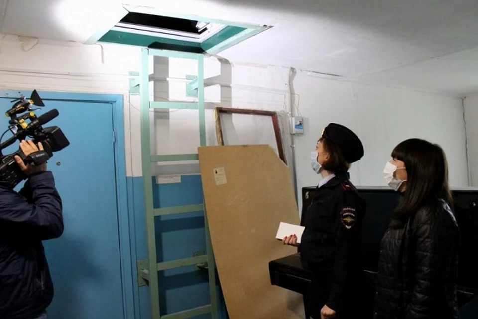 В Лабытнанги полицейские проверили доступ на чердаки многоквартирников Фото: 89.мвд.рф