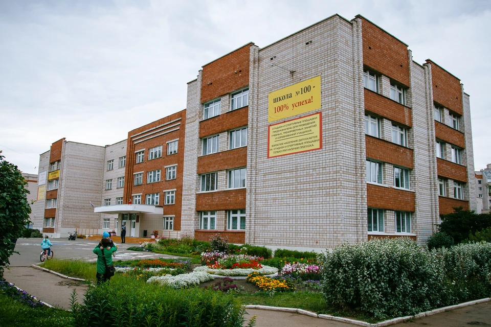 Почти 100 вопросов по организации образования в Ижевске поступило на телефоны «горячей линии»