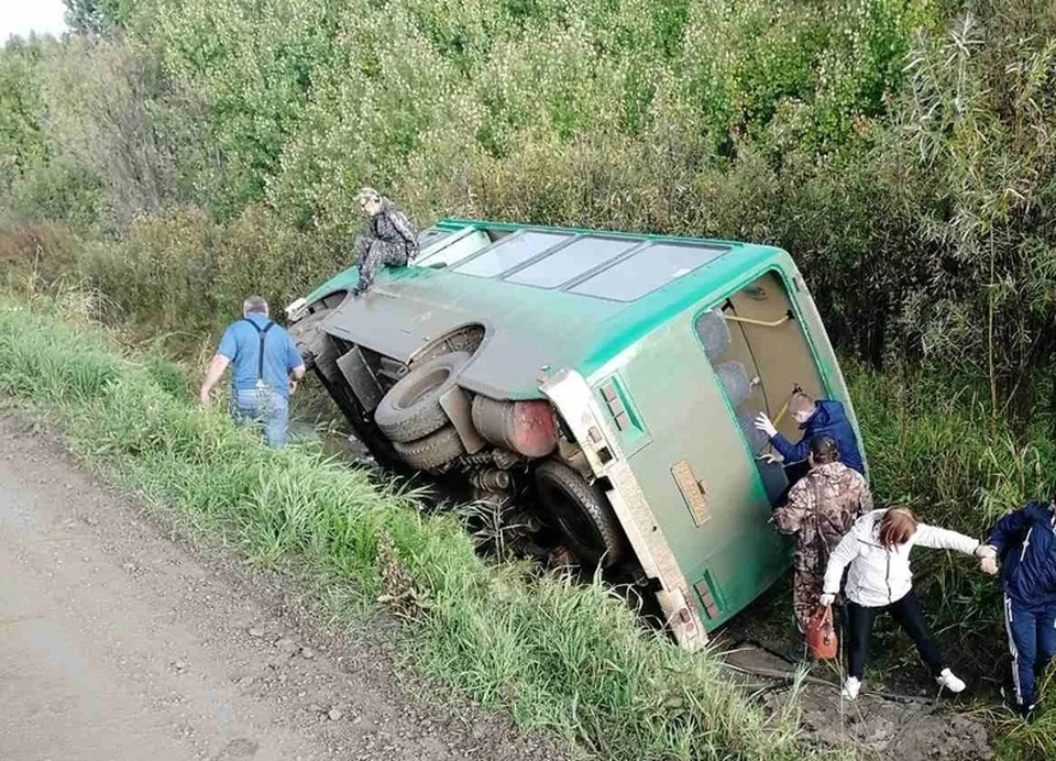 Гисметео вагай. Вагай Северный Вагайского района Тюменской области. Аварий на дорогах в Вагае. Авария автобуса в Вагайском районе.