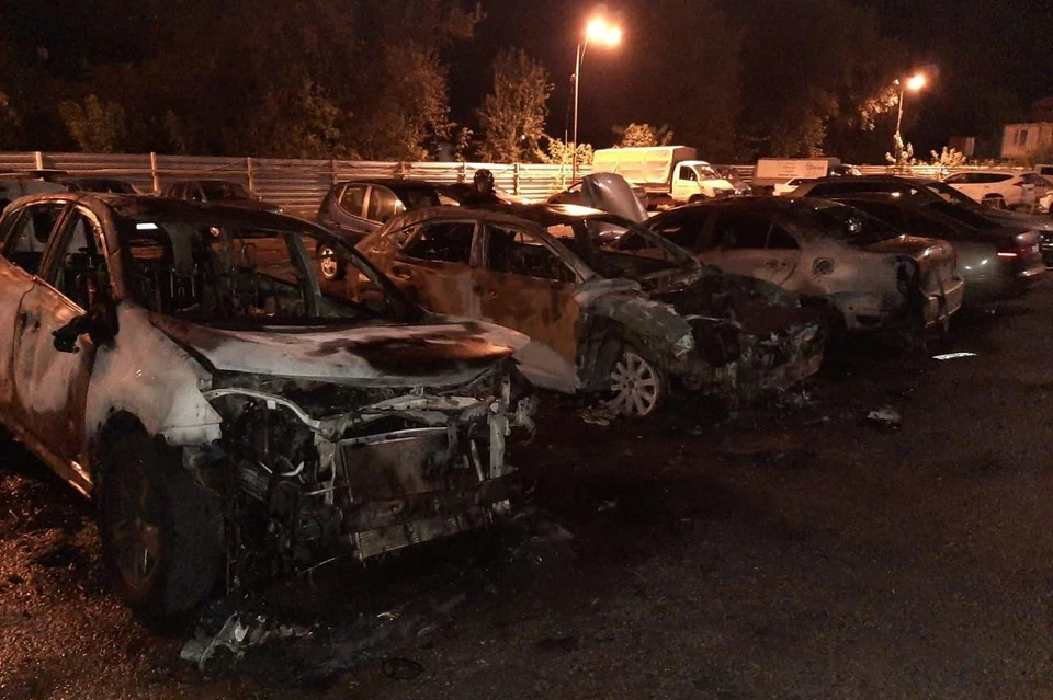 В Липецке сгорели 5 автомобилей