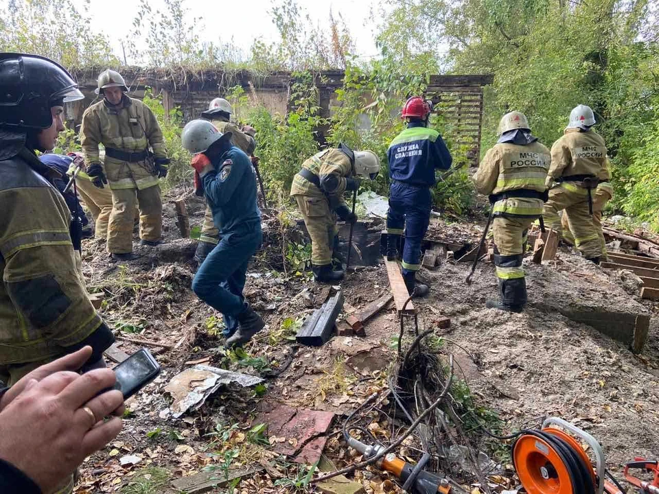 Из завалов смог спастись только один подросток. Фото: Пресс-служба ГУ МЧС России по Удмуртии