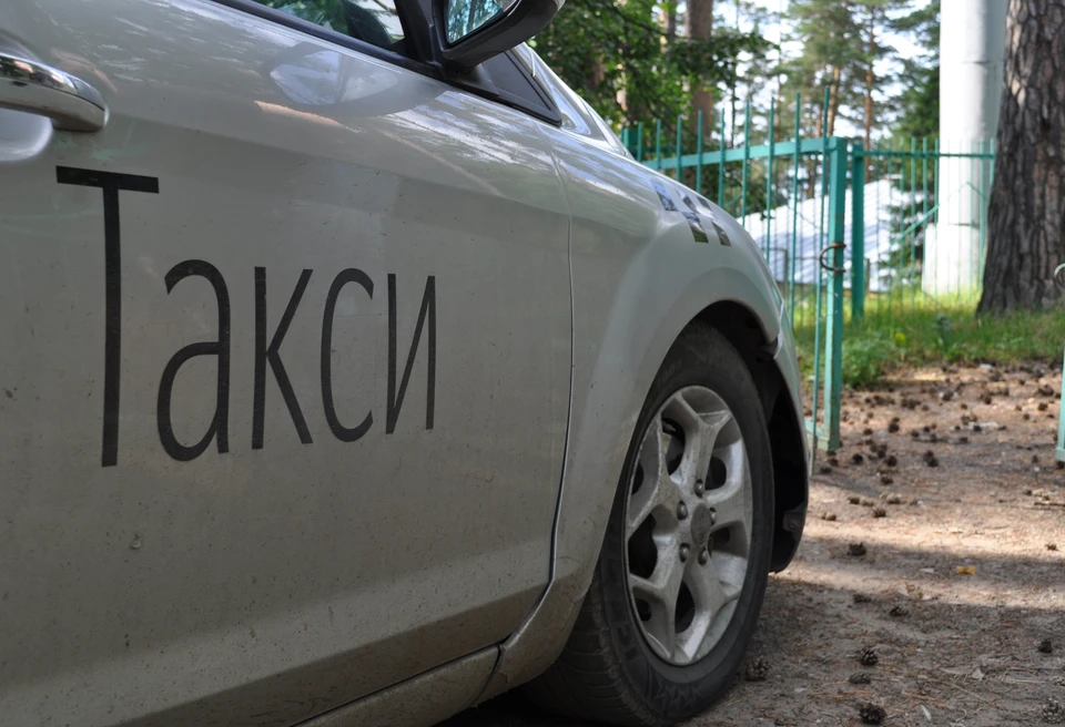 Задержали водителя такси