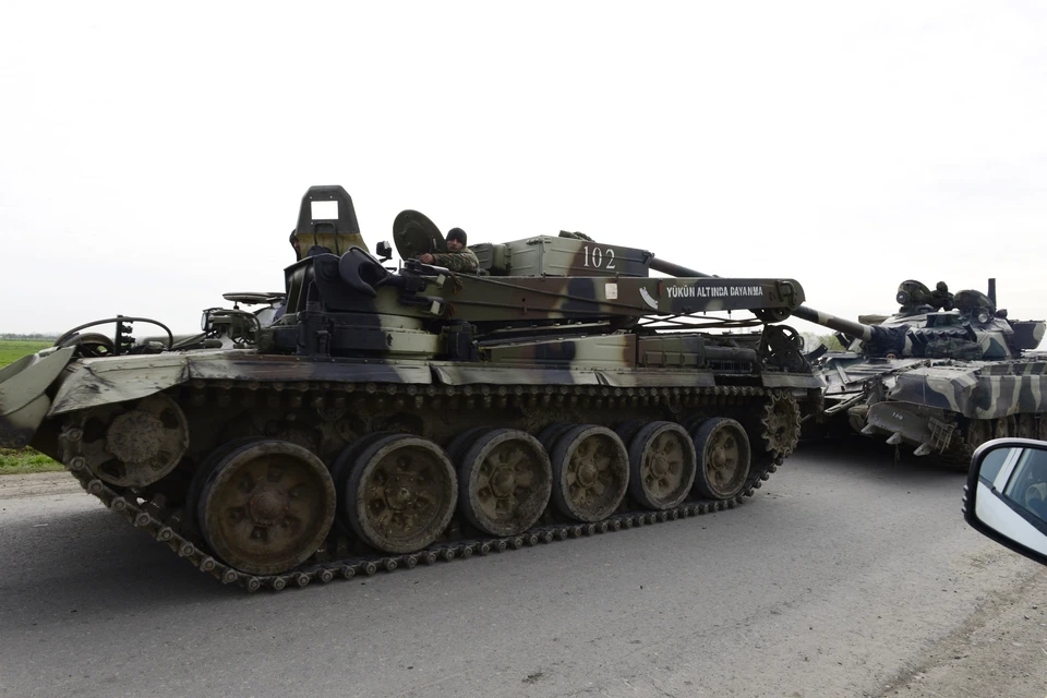 Минобороны Армении опубликовало видео уничтожения танков Азербайджана