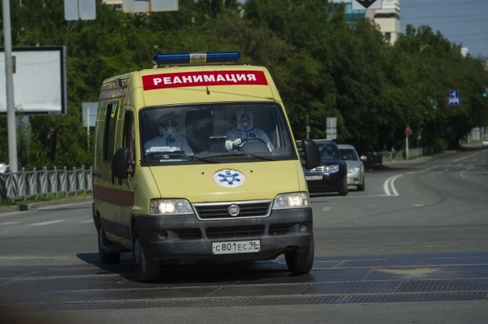 Девушка и мужчина скончались на месте ДТП.