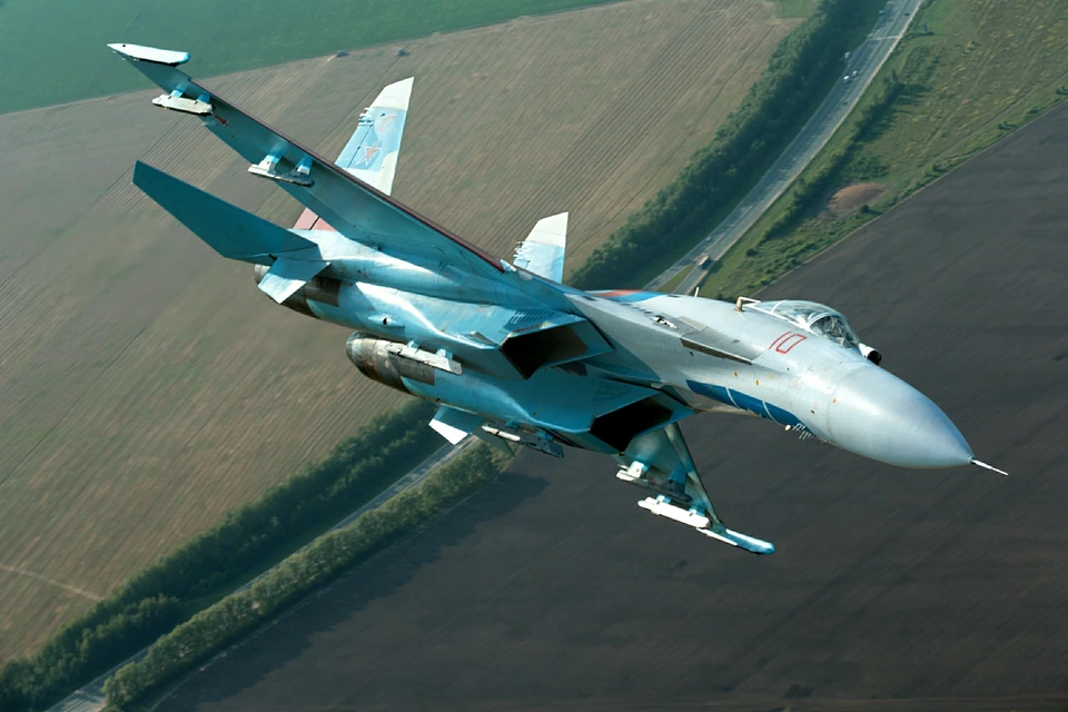 Весь полет российского истребителя Су-27 проходил строго в соответствии с международными правилами использования воздушного пространства