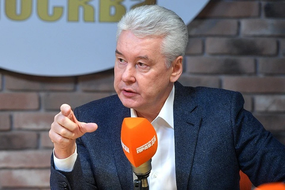 Сергей Собянин напомнил, что перевод сотрудников на удалённую работу позволит властям не закрывать предприятия