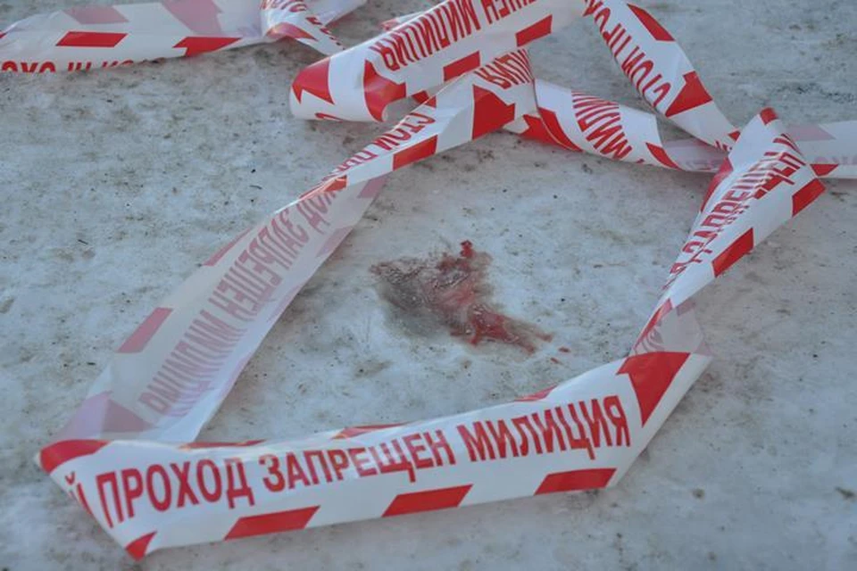В Кузбассе женщина нашла труп сына во дворе у соседа