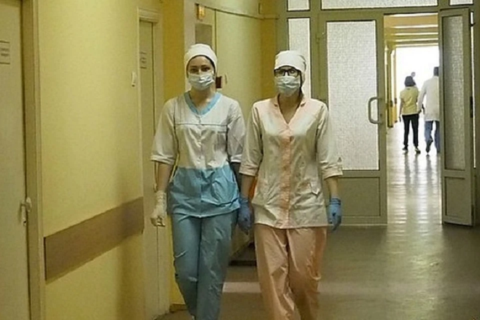 Все это вместе с идущей диспансеризацией и вакцинацией создало определенную временную нагрузку на медучреждения Татарстана.