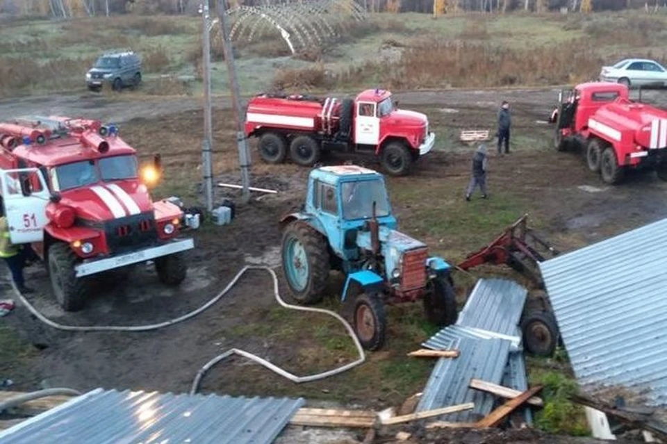 С огнем боролись больше двух часов.