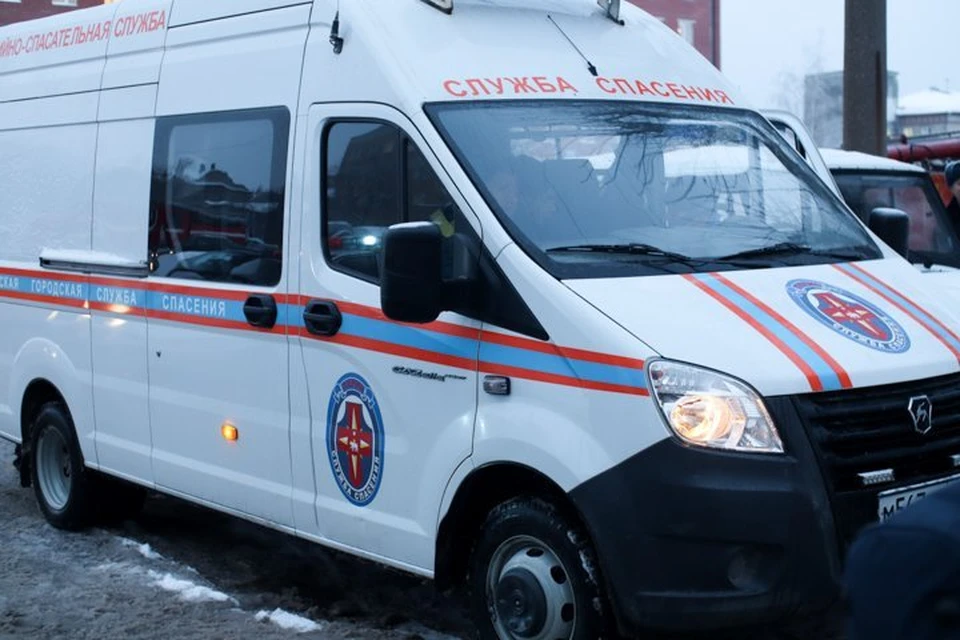 Спасатели вскрыли дверь, к сожалению, худшие опасения родных подтвердились, 81-летняя пенсионерка скончалась.
