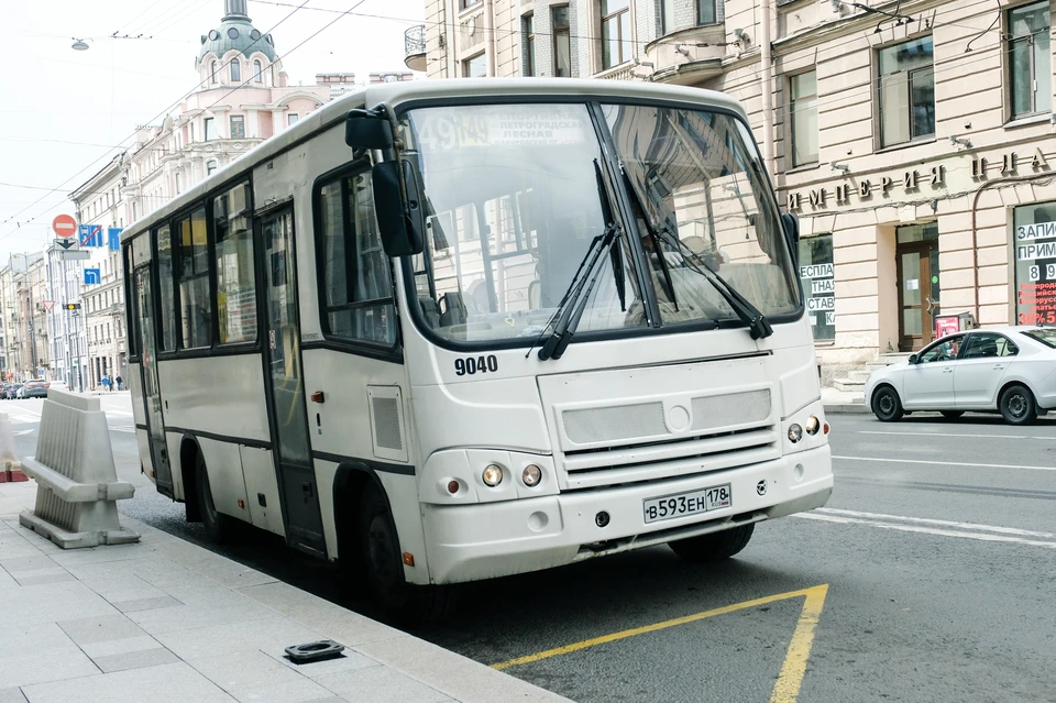 В Петербурге вернулись к работе все отмененные маршрутки.