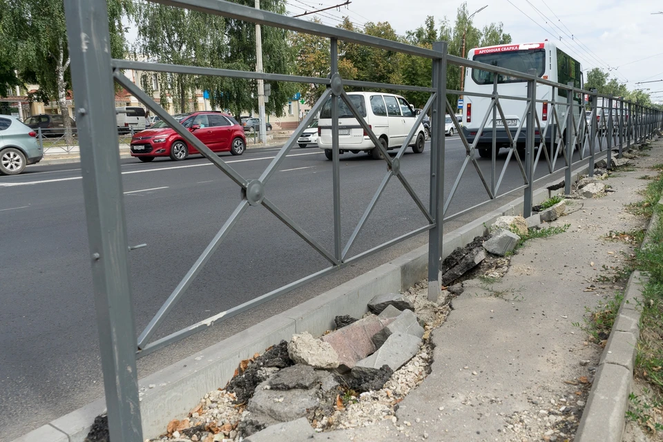 В Орле установят пешеходные ограждения по шести адресам