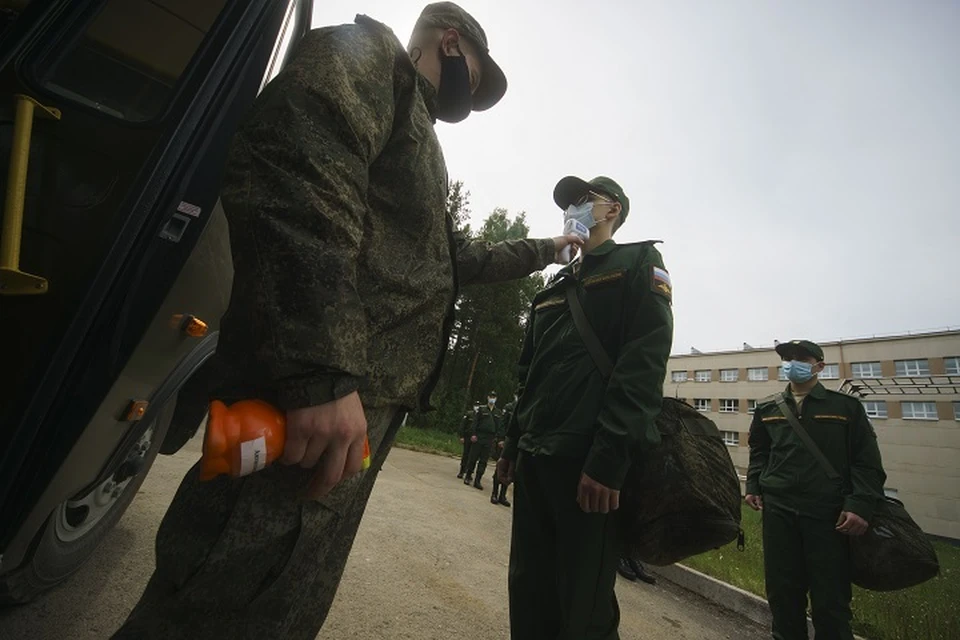 За отказ от службы в армии парню дали штраф в 50 тысяч рублей