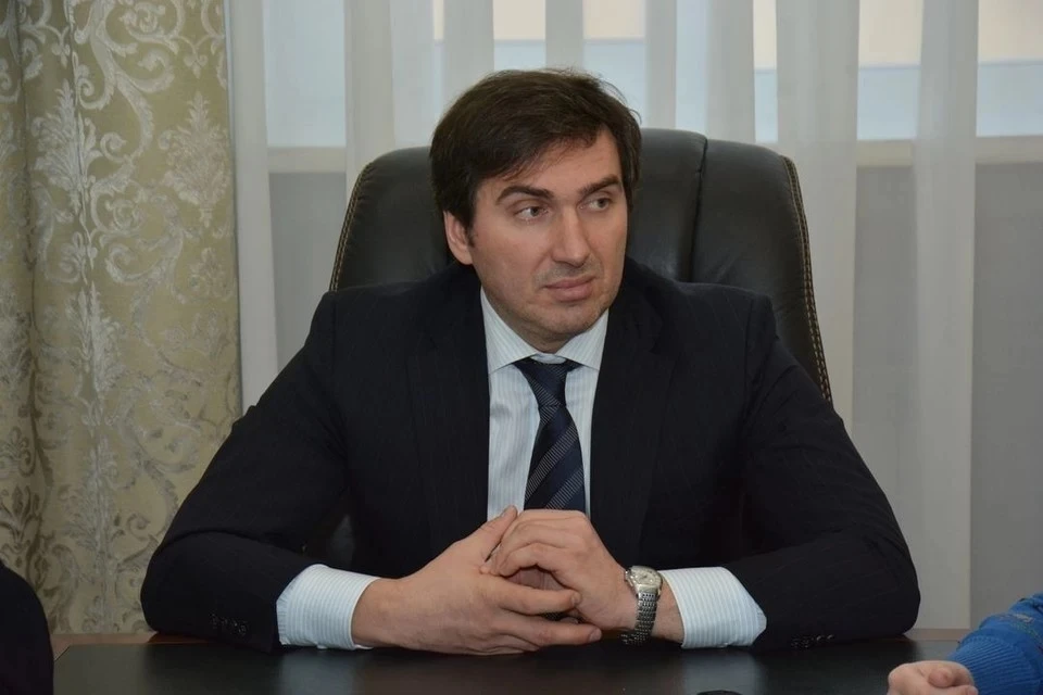 Константин Хальзов высказался о запрете медикам комментировать тему коронавируса.