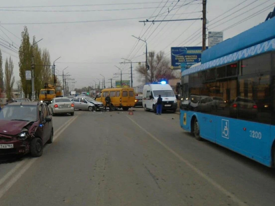 В Энгельсе случилась массовая авария