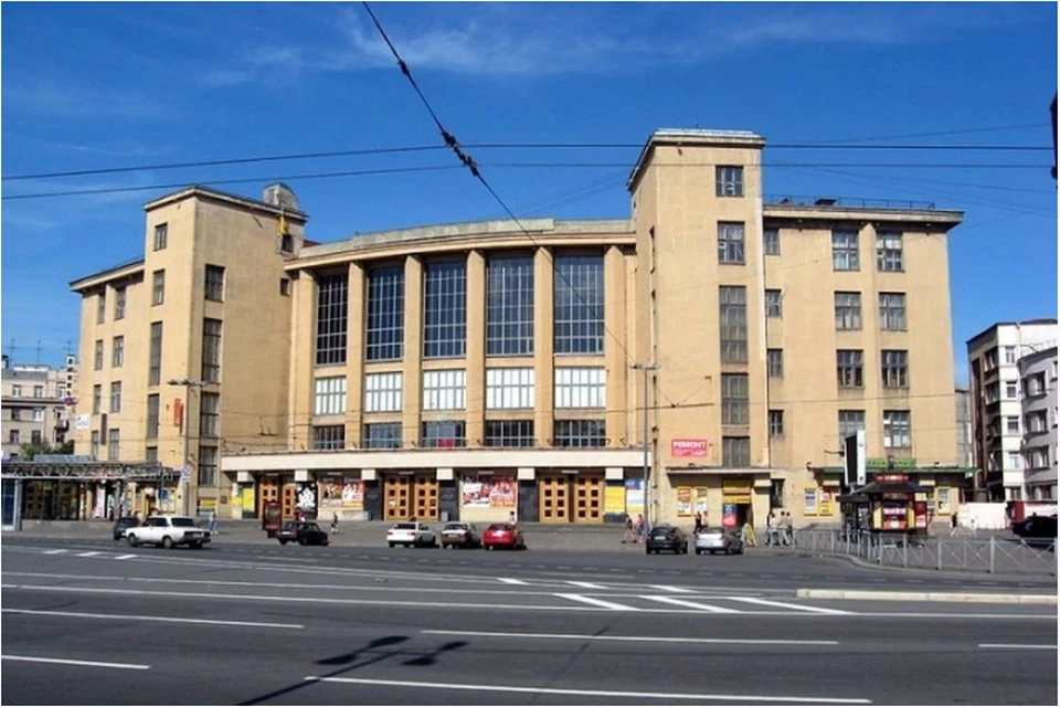 Дк им горького ул никитина 19 фото