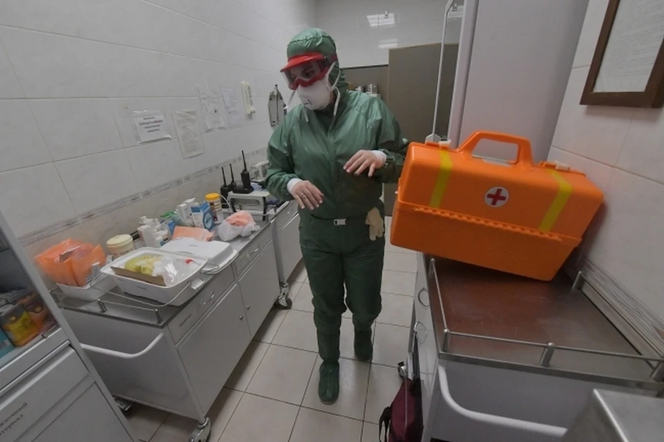 Социальные работники продолжают и оказывать нуждающимся услуги на дому