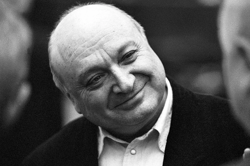 Михаил Жванецкий скончался 6 ноября на 87-м году жизни.
