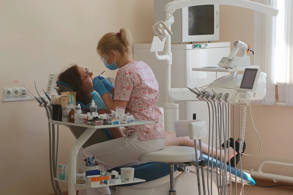 А какому зубному врачу вы доверяете свои зубы?