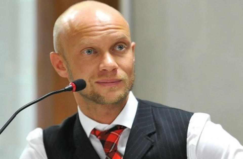 Дмитрий Хрусталев перед госпитализацией с коронавирусом попал в ДТП