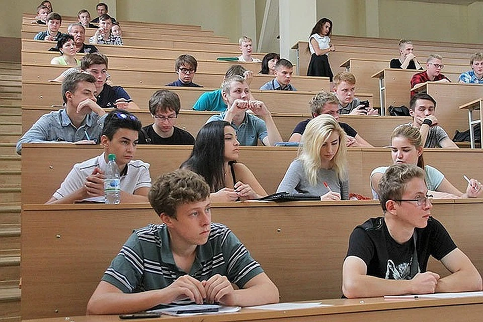 В Госдуме предложили меры поддержки ряда студентов на дистанционке