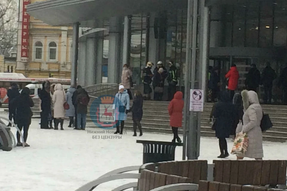 ТЦ «Республика» эвакуировали в Нижнем Новгороде. ФОТО: "Нижний Новгород. Без цензуры"