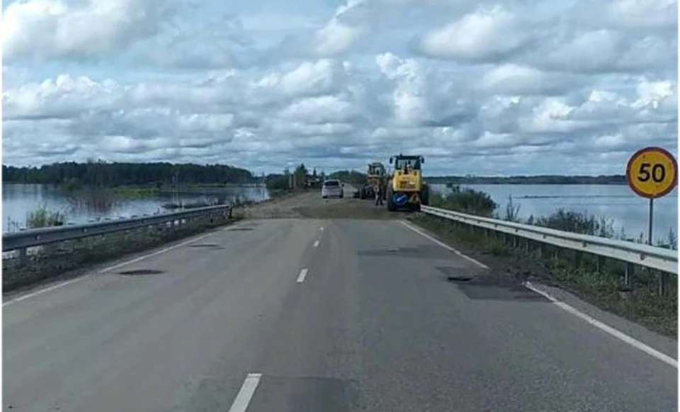 Часть комсомольской трассы перекрыта из-за ремонта моста ФОТО: Дальневосточное подразделение Росавтодор
