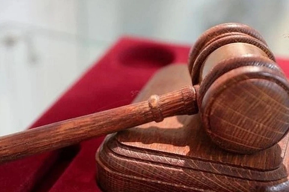 Адвокат обещал клиенту договориться с судом, но на самом деле не мог повлиять на судебное решение