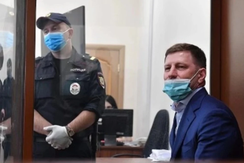 Срок следствия по делу экс-губернатора Сергея Фургала продлен до 8 мая