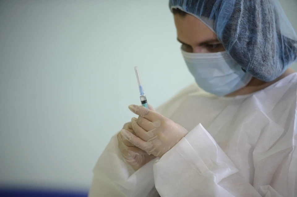 В Крыму планируется массовая вакцинация врачей от COVID-19.