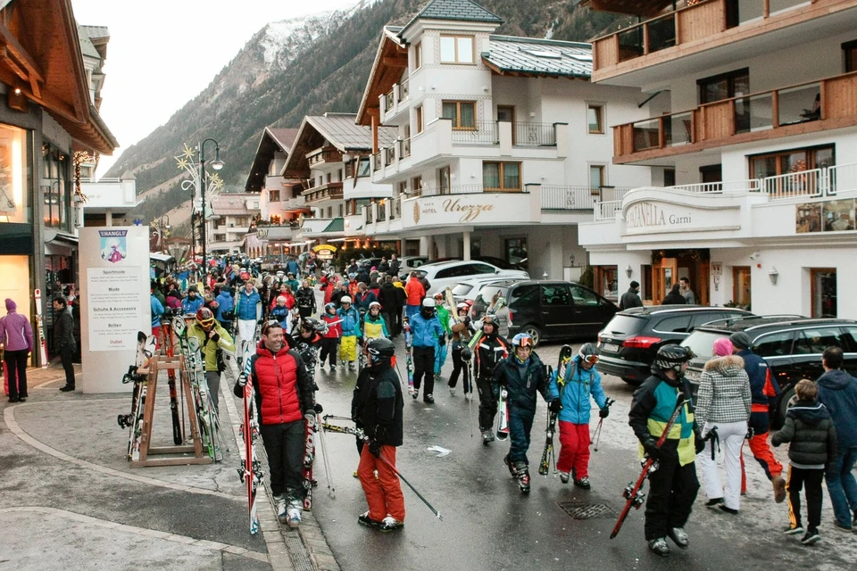 Германия призывает закрыть все европейские горнолыжные курорты. Швейцария против
