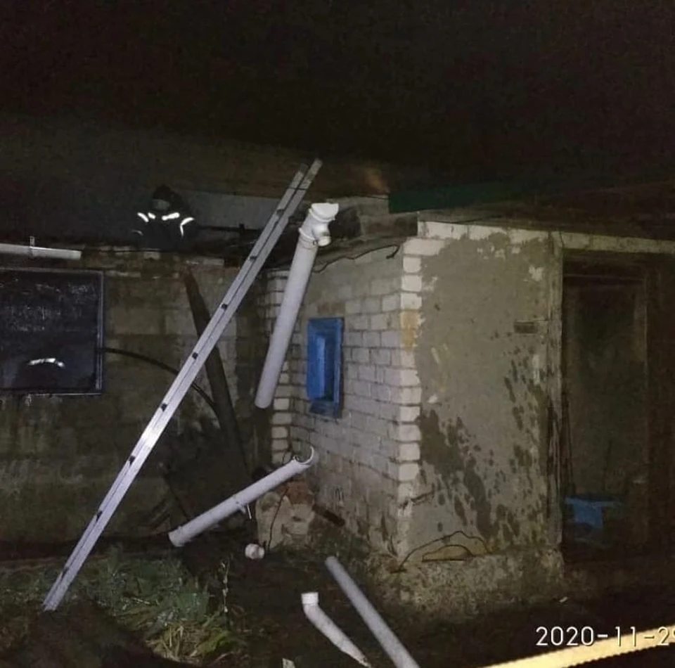 В Астраханской области в результате пожара пострадал несовершеннолетний местный житель