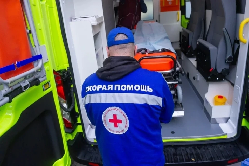 "Рено" насмерть сбил пенсионерку в Ленобласти, которая переходила дорогу по "зебре".