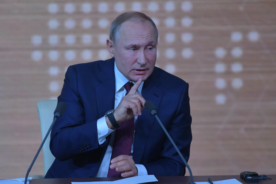 Путин пообещал итальянцу из Красноярска паспорт РФ, отметил сотрудничество стран.