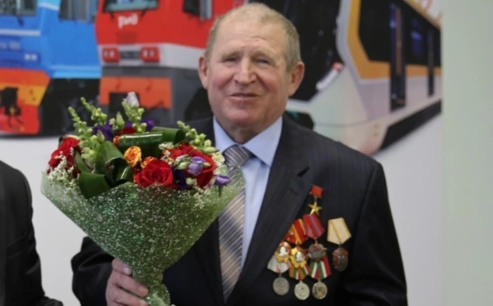 Совсем недавно Евстигнееву исполнилось 86 лет