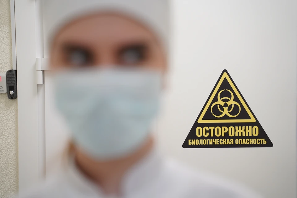 Ситуация с коронавирусом легче не становится.