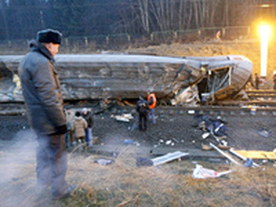 Случайный секс в поезде: смотреть русское порно видео бесплатно