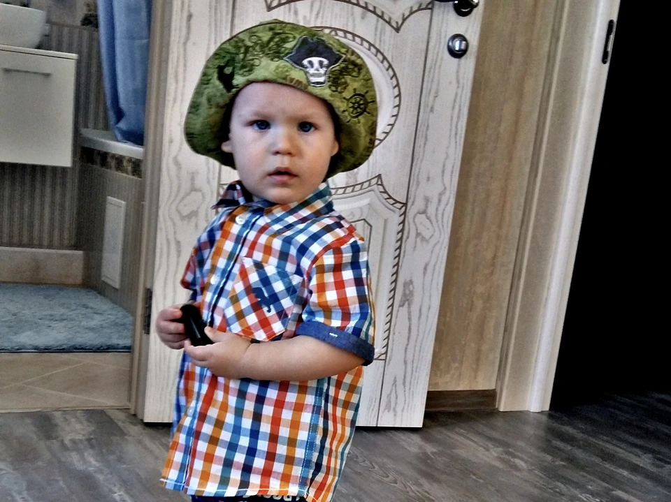 Чтобы у Платона развивалась речь, родители громко и четко проговаривали с ним каждое слово