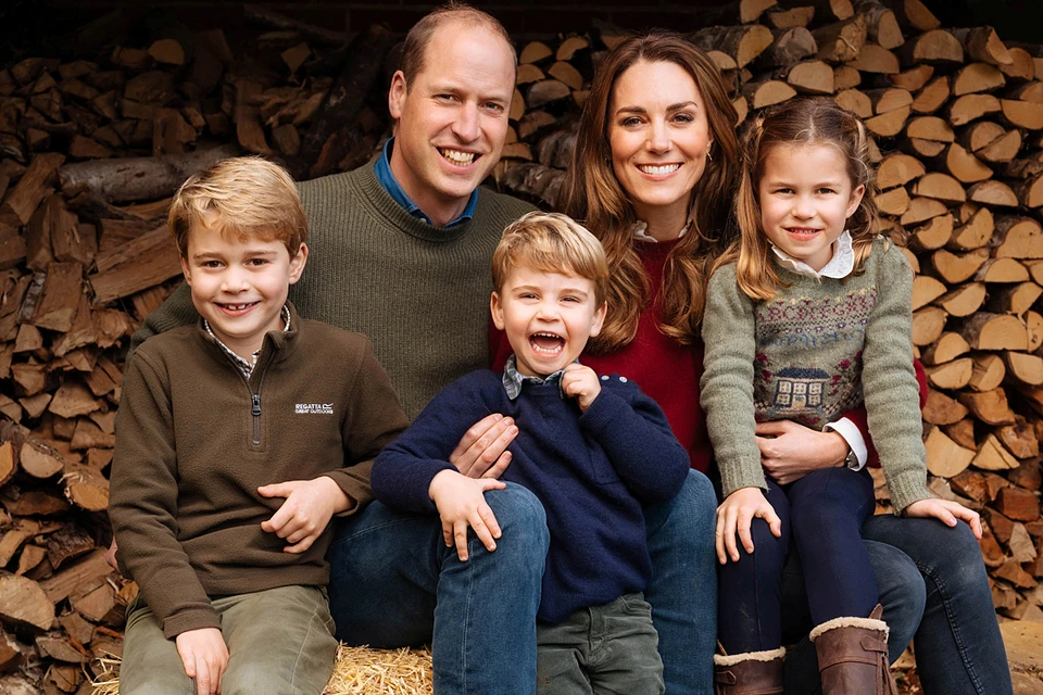 Уильям с женой и тремя детьми отметили Рождество в Анмер-холле в Норфолке