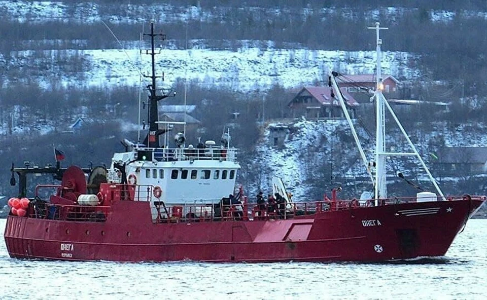 Пока известно о двух спасенных моряках. Фото: ГУ МЧС по Мурманской области.